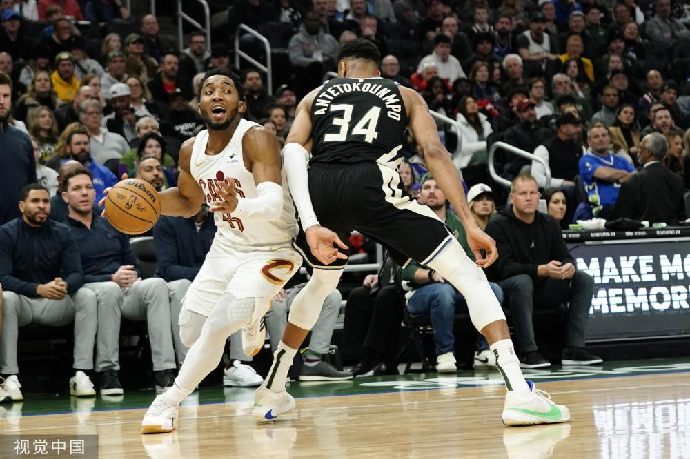 在欧洲足坛 在欧洲足坛